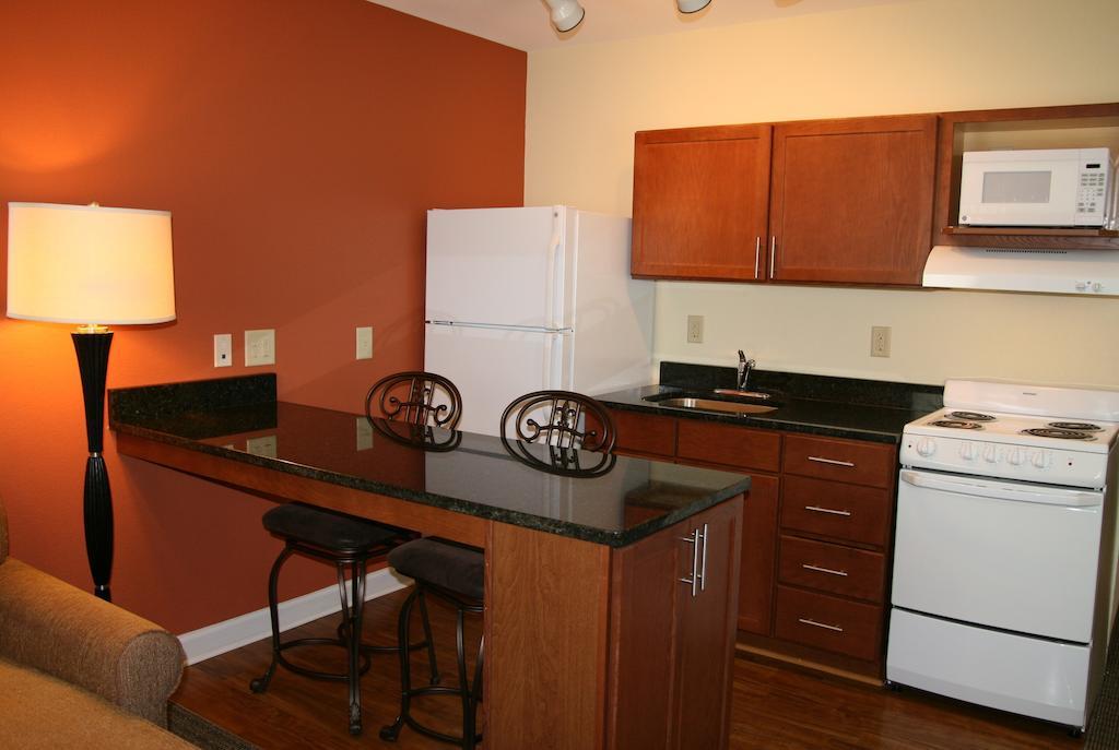 Affordable Suites - Fayetteville/Fort Bragg Room photo