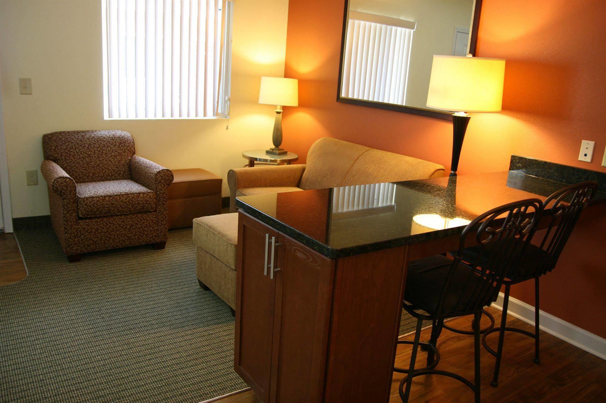 Affordable Suites - Fayetteville/Fort Bragg Exterior photo